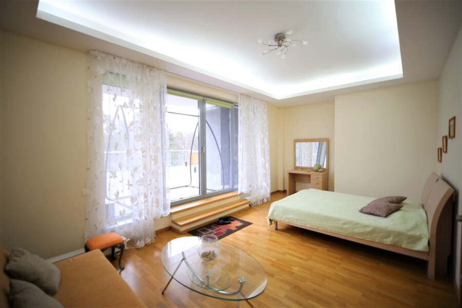 image_74828