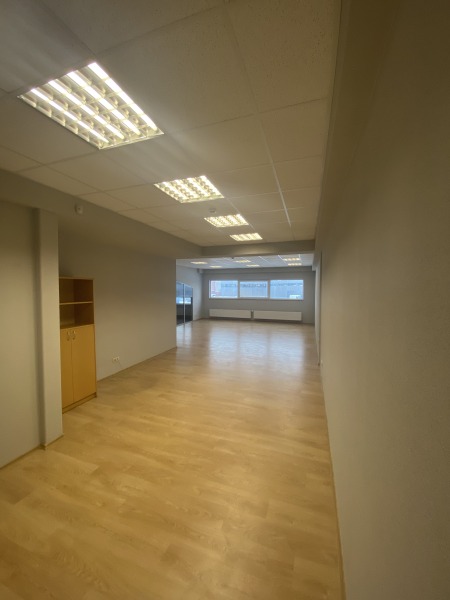 image_70003