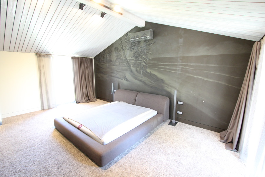 image_75792